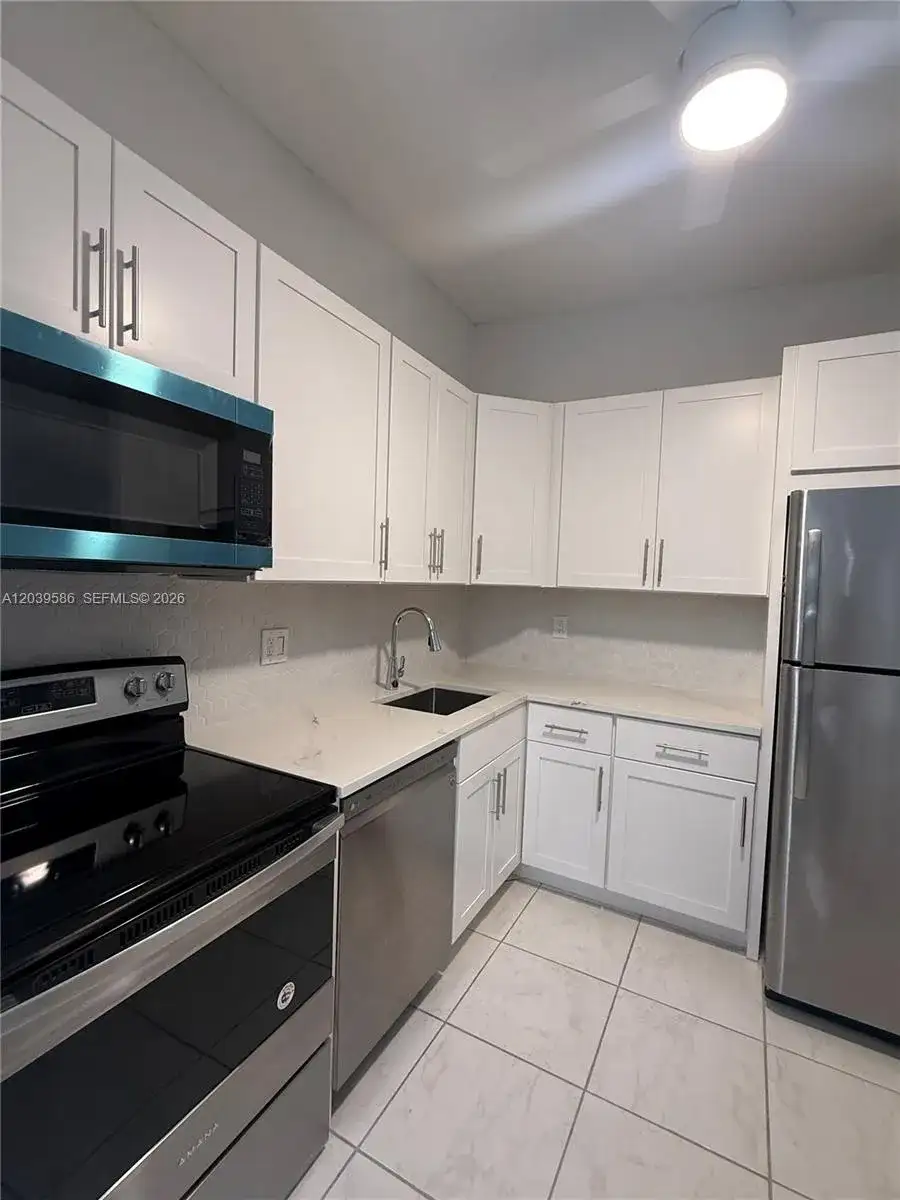 7857 Ashmont Cir # 213, Tamarac FL 33321 photo 2