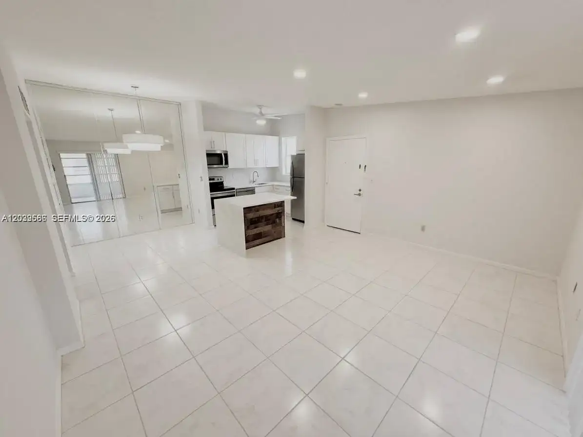7857 Ashmont Cir # 213, Tamarac FL 33321 photo 4