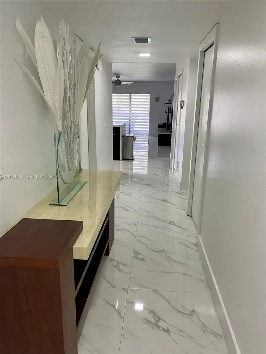 16461 Blatt Blvd # 103, Weston FL 33326 photo 4