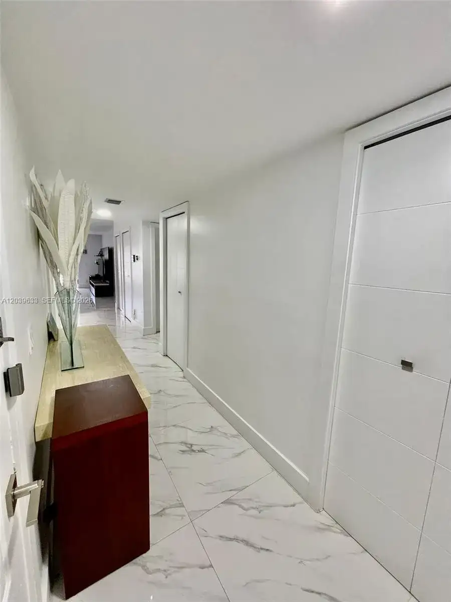 16461 Blatt Blvd # 103, Weston FL 33326 photo 5