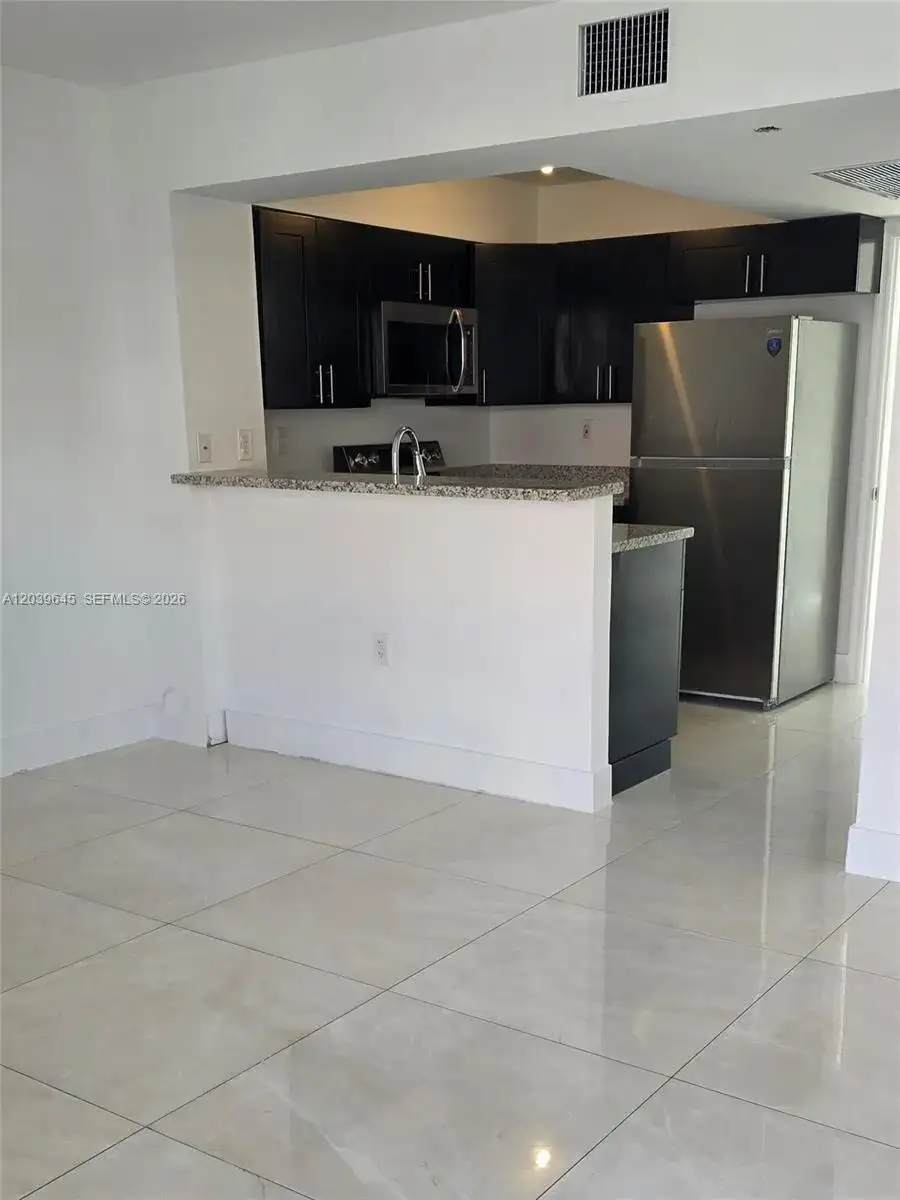 2154 W 60th St # 12111, Hialeah FL 33016 photo 2