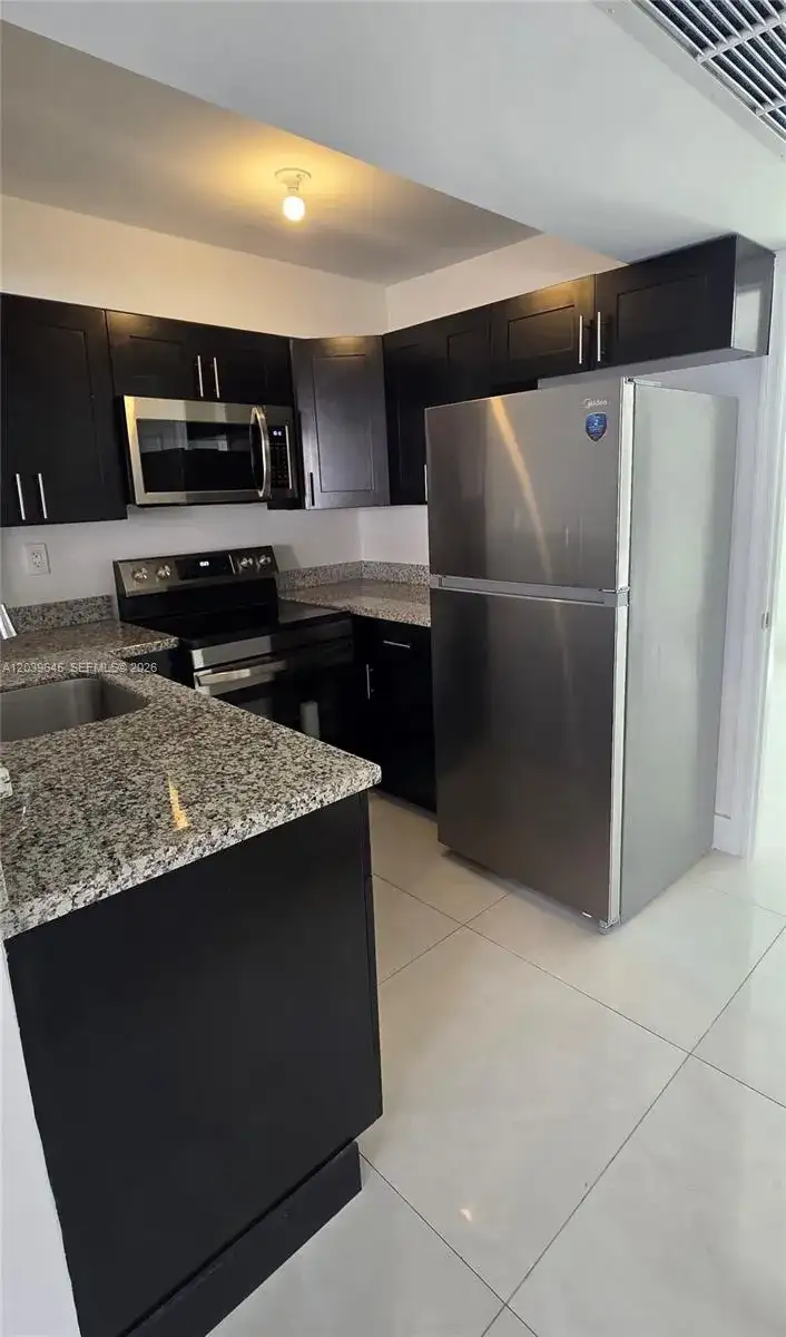 2154 W 60th St # 12111, Hialeah FL 33016 photo 4