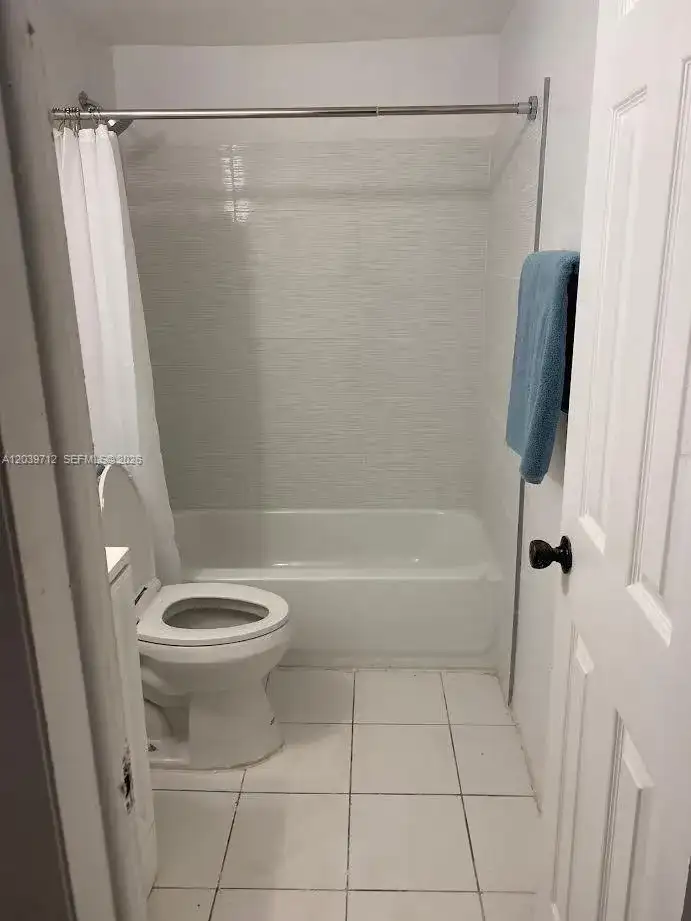 4717 SW 33rd Ave # 102, Dania Beach FL 33312 photo 2
