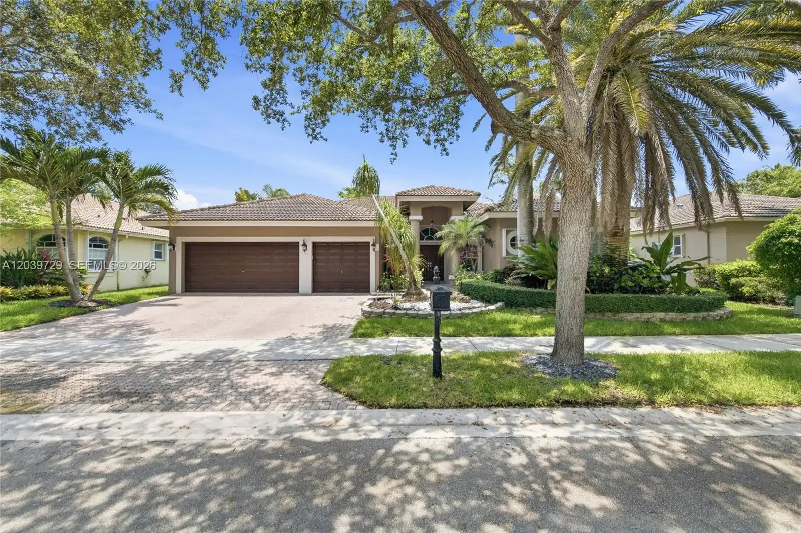 3725 Oak Ridge Ln, Weston FL 33331 photo 3