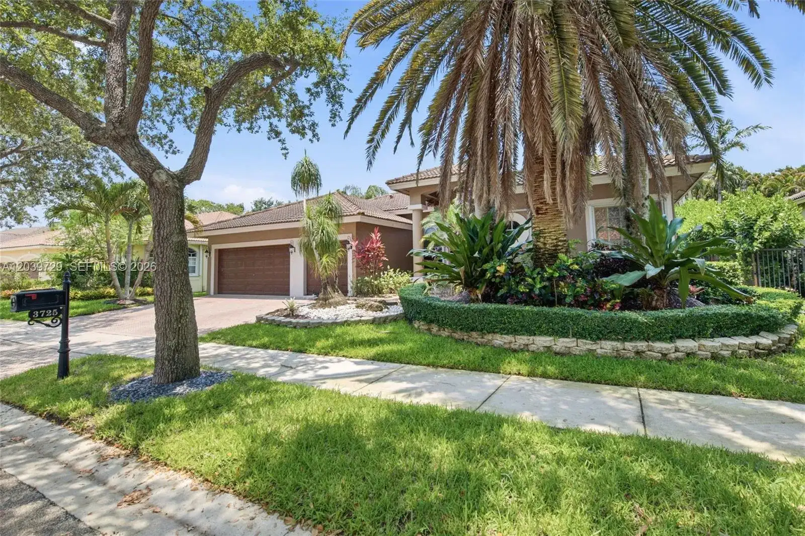 3725 Oak Ridge Ln, Weston FL 33331 photo 4