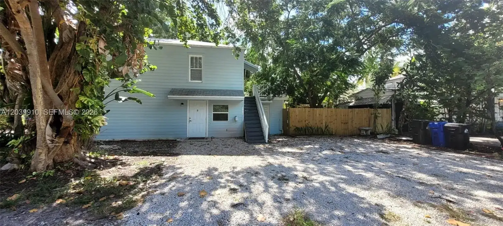 104 NE 5th St, Fort Lauderdale FL 33301 photo 2