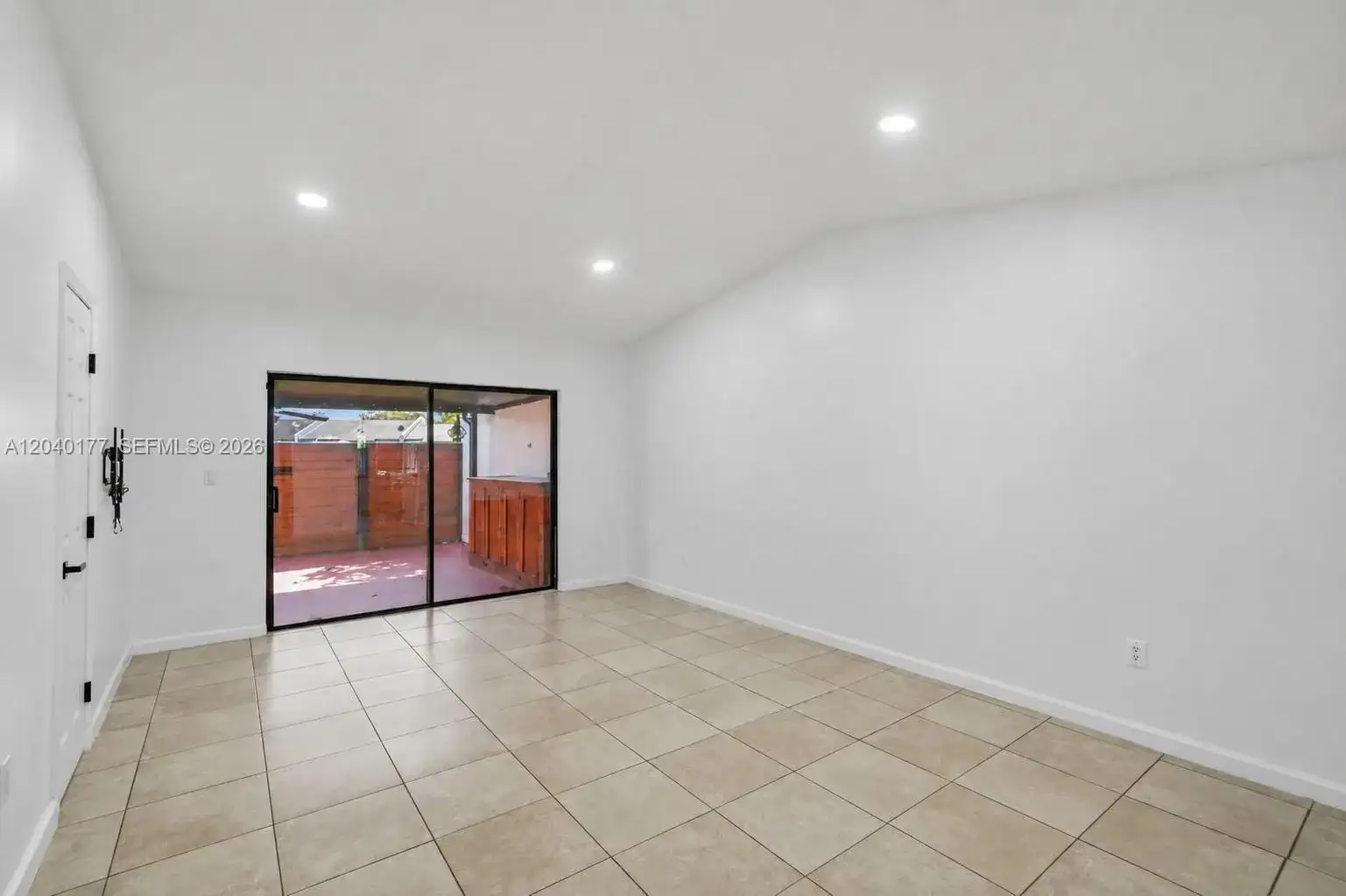 5113 SW 138th Ave Cir, Miami FL 33175 photo 4
