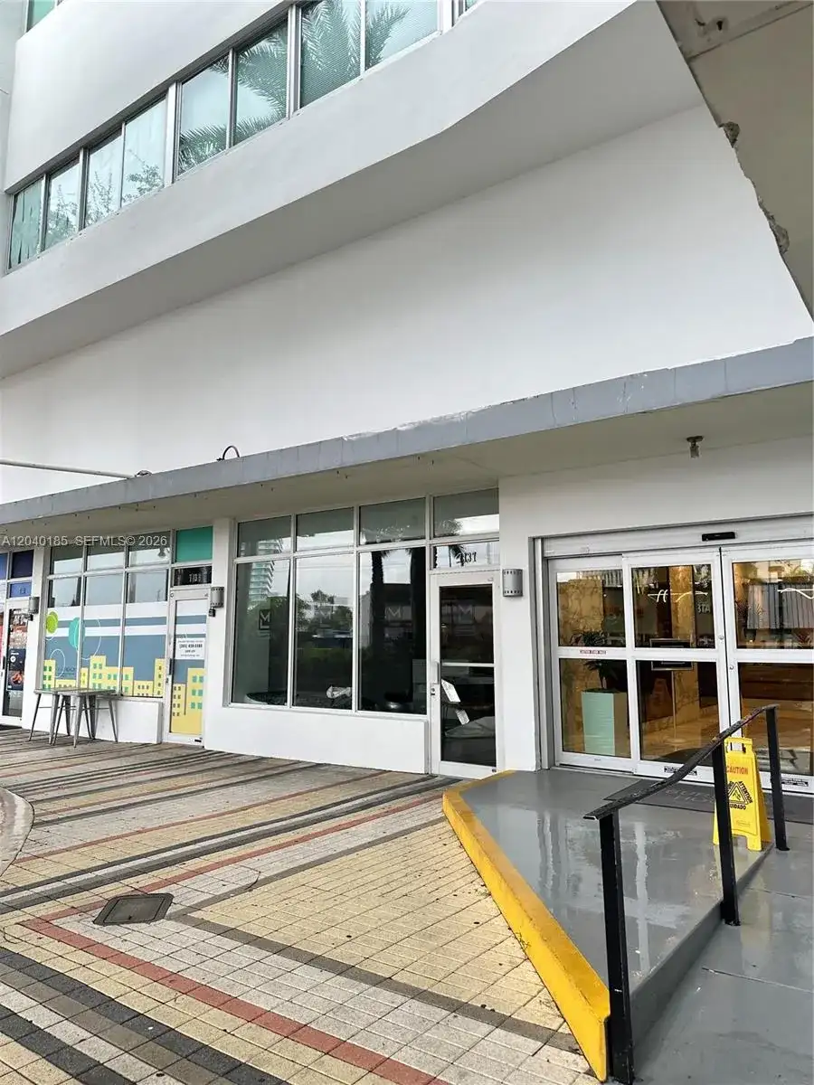 7135 Collins Ave # 1523, Miami Beach FL 33141 photo 2