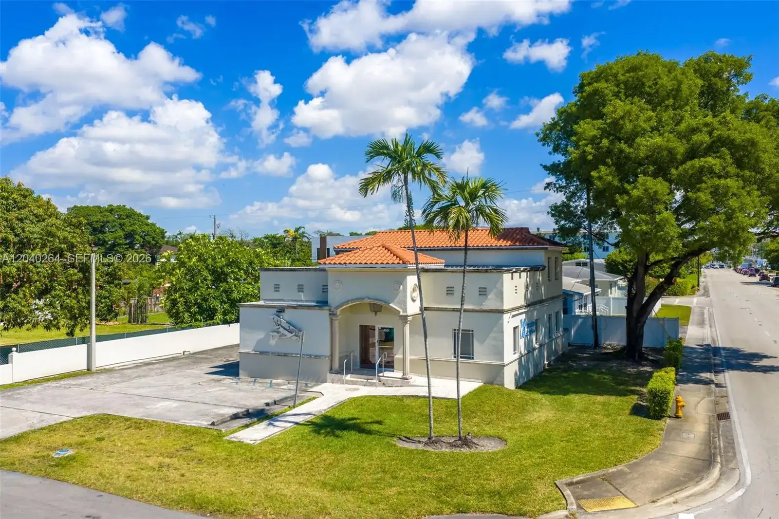 4201 SW 11th St, Miami FL 33134 photo 2