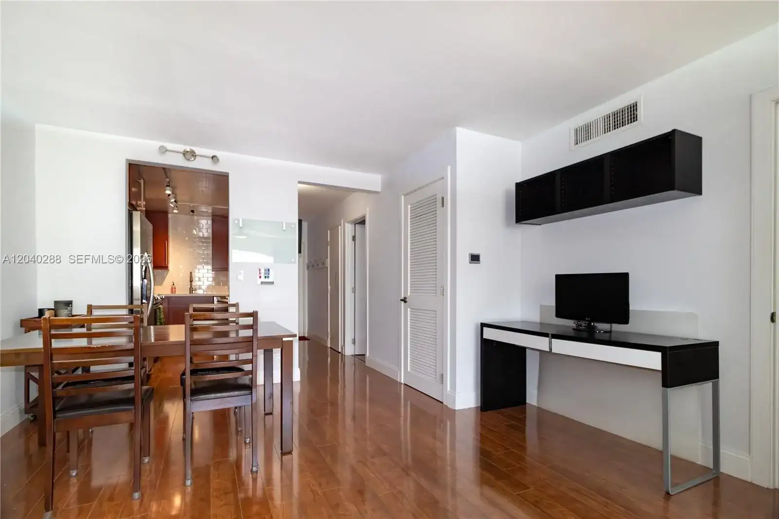 611 NE 14th Ave # 206, Fort Lauderdale FL 33304 photo 4