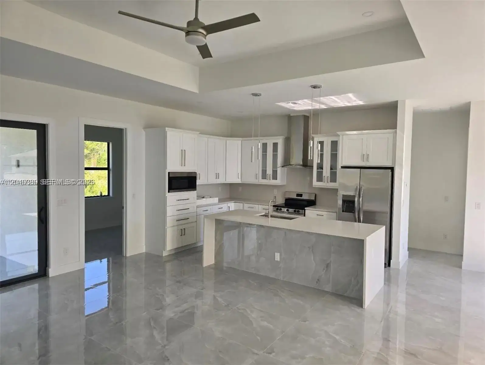 815 Anaconda Ave S, Lehigh Acres FL 33974 photo 5