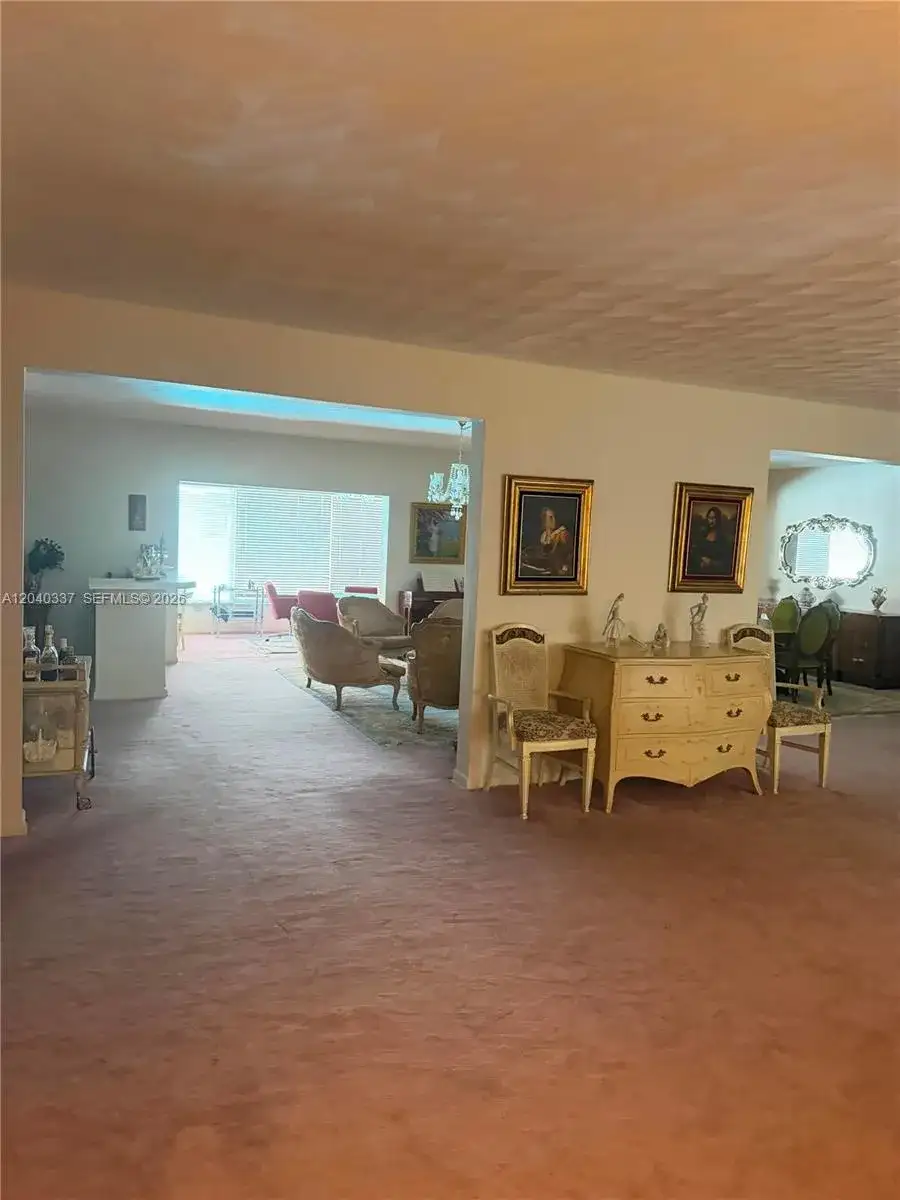 8745 SW 109th St, Miami FL 33176 photo 3