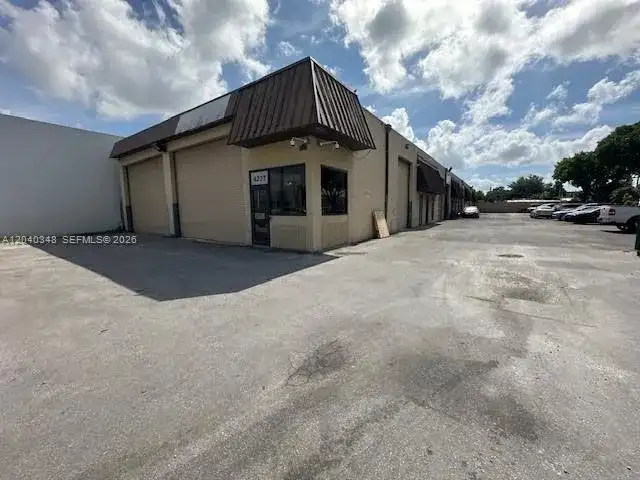 4237 NW 37 Ave # 4237, Miami FL 33142 photo 3