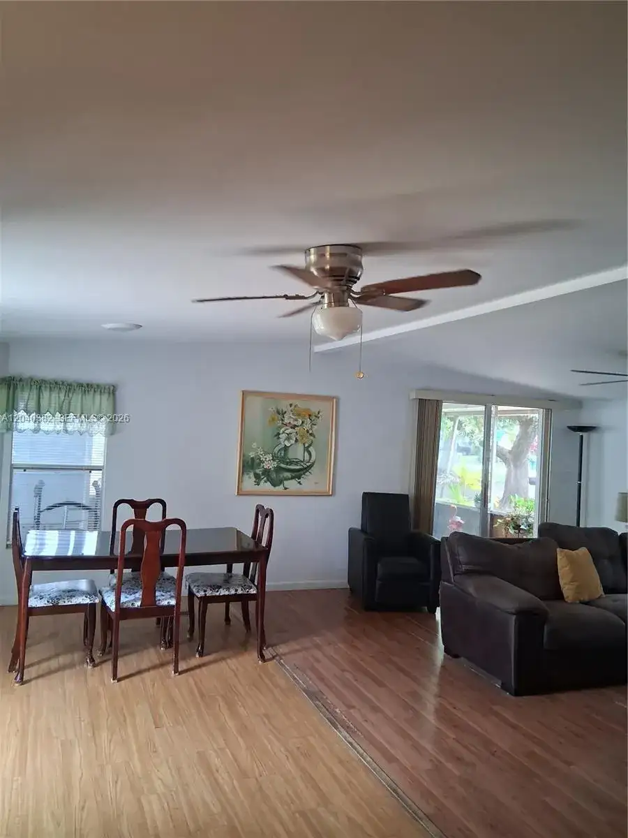 5030 SW 30th Ave, Dania Beach FL 33312 photo 4