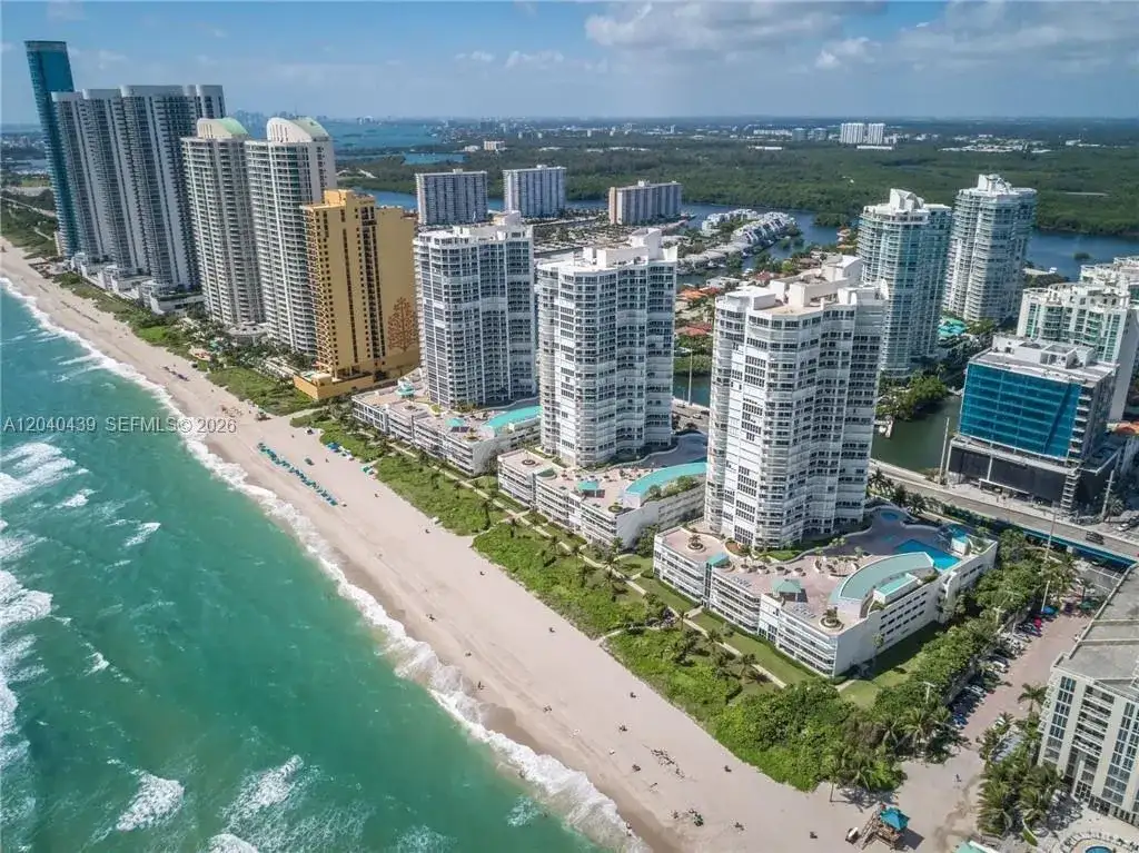 16445 Collins Ave, Sunny Isles Beach FL 33160 photo 2