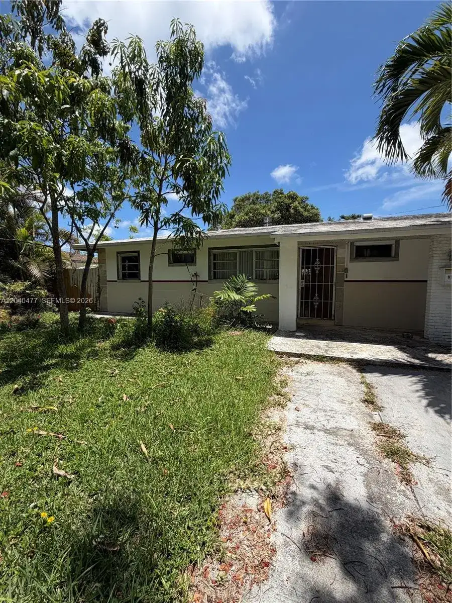 9110 SW 44th St, Miami FL 33165 photo 3