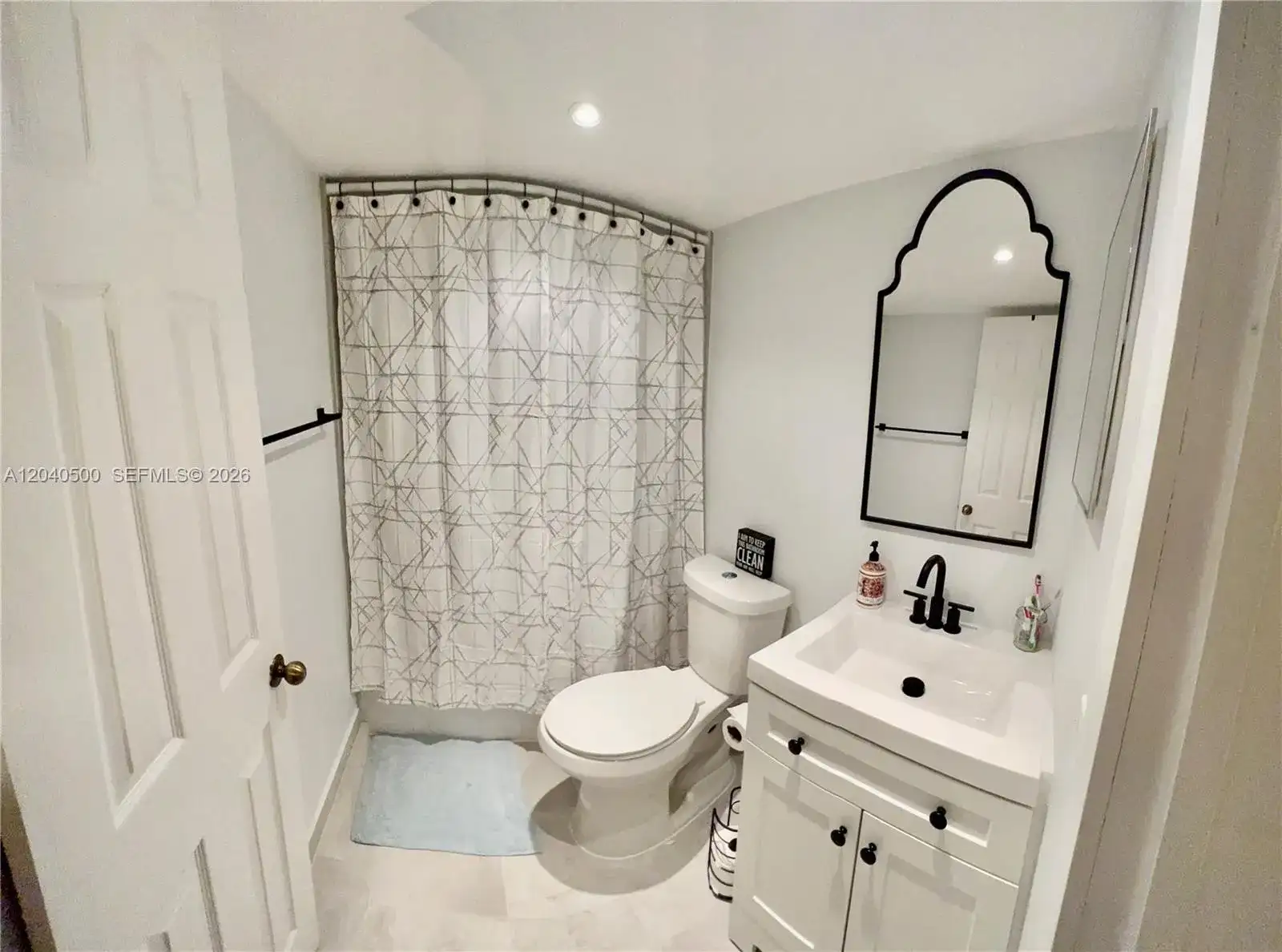 1350 NE 119th St # 135021, Miami FL 33161 photo 2