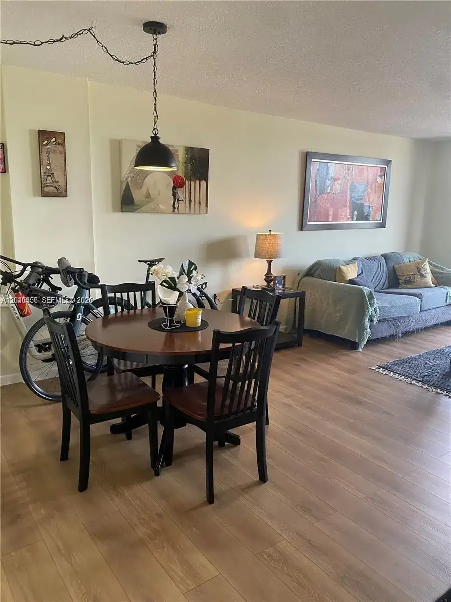 1465 NE 123rd St # 409, North Miami FL 33161 photo 4