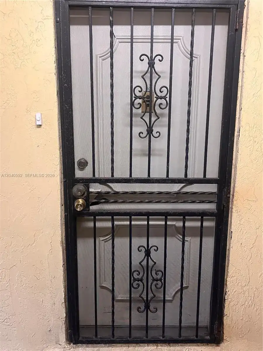 11905 NE 2nd Ave # C107, North Miami FL 33161 photo 4