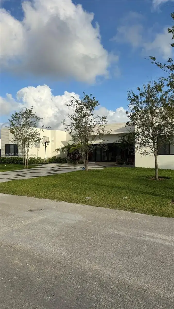 17274 SW 287th St, Homestead FL 33030 photo 2