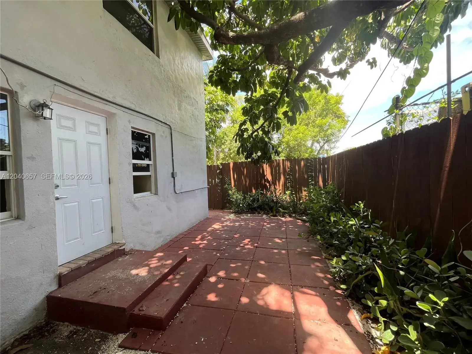 820 SW 31st Ave, Miami FL 33135 photo 2