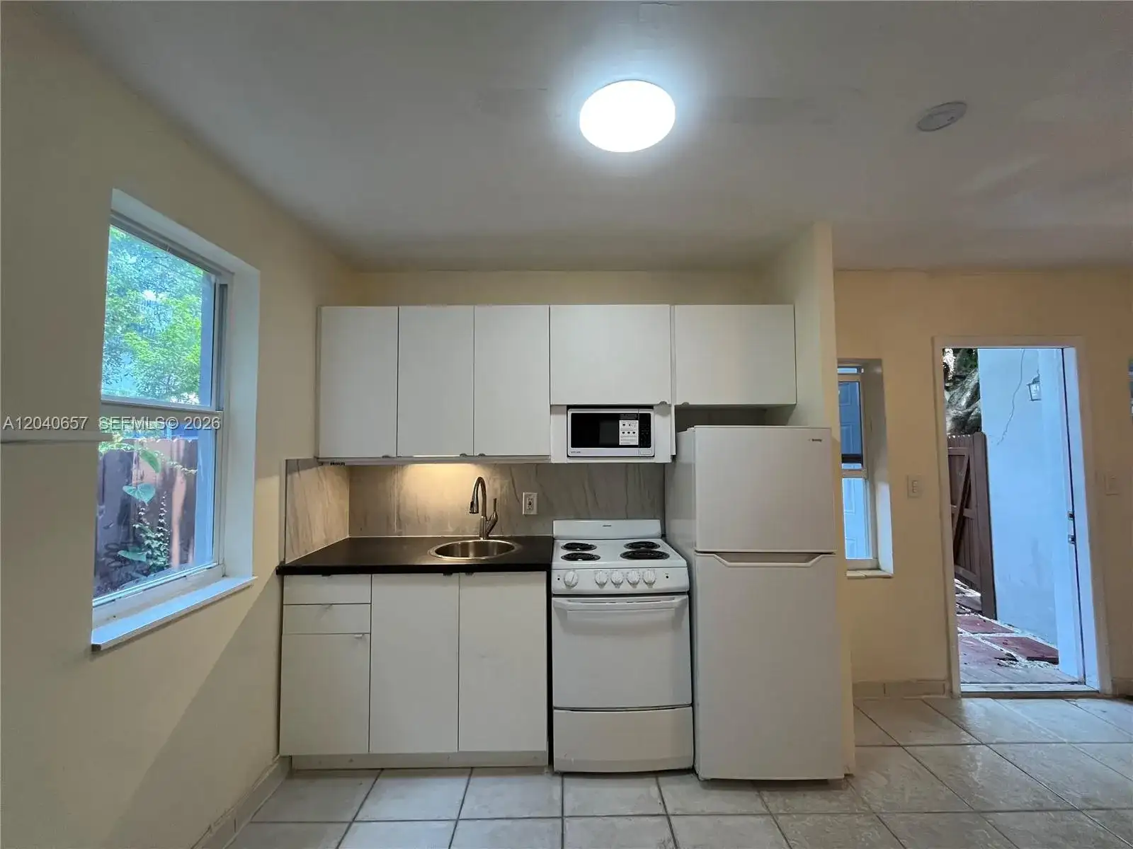 820 SW 31st Ave, Miami FL 33135 photo 3