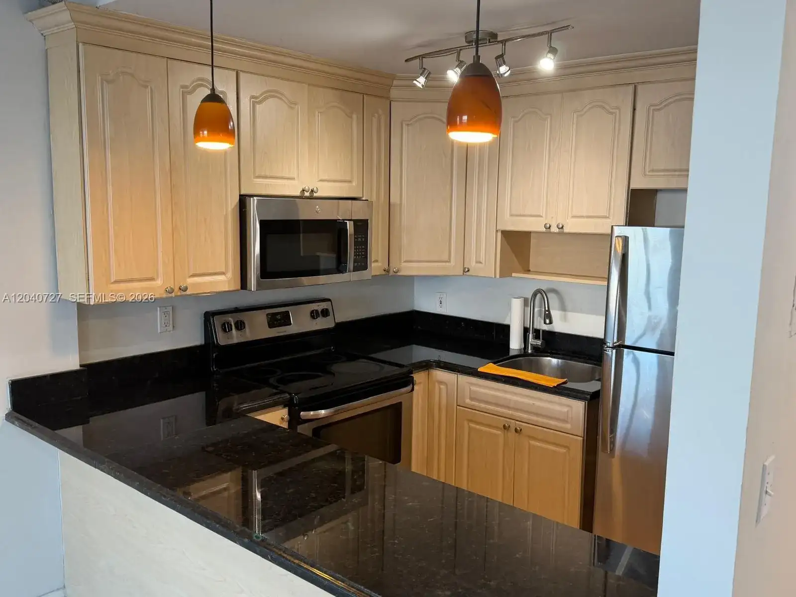 1990 Marseille Dr # 303, Miami Beach FL 33141 photo 2