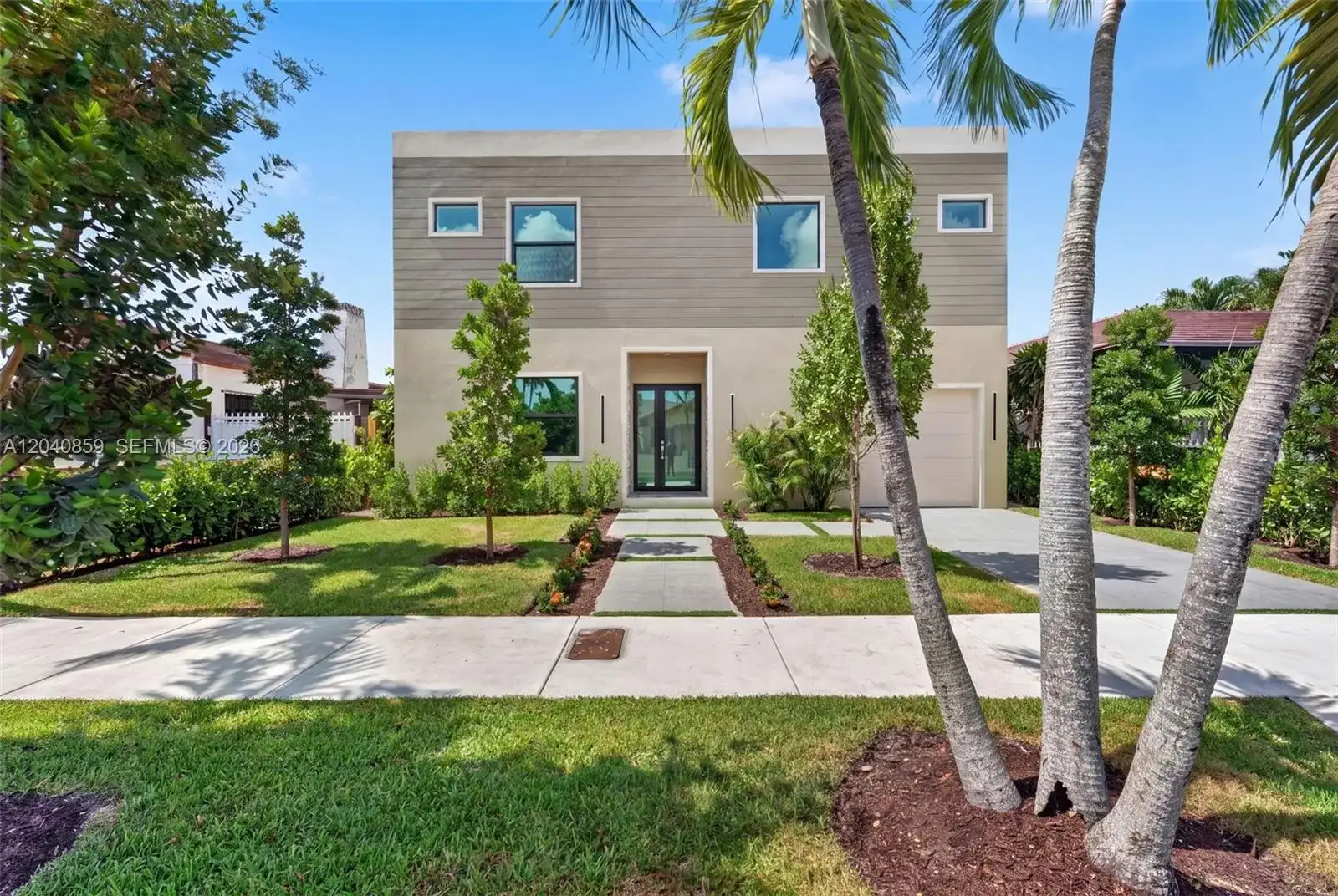 2240 SW 13th St, Miami FL 33145 photo 2