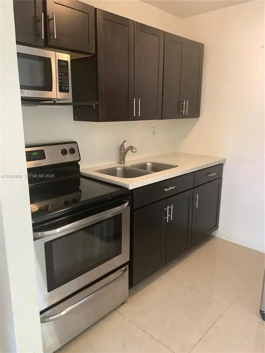 2715 Tigertail Ave # 109, Miami FL 33133 photo 2
