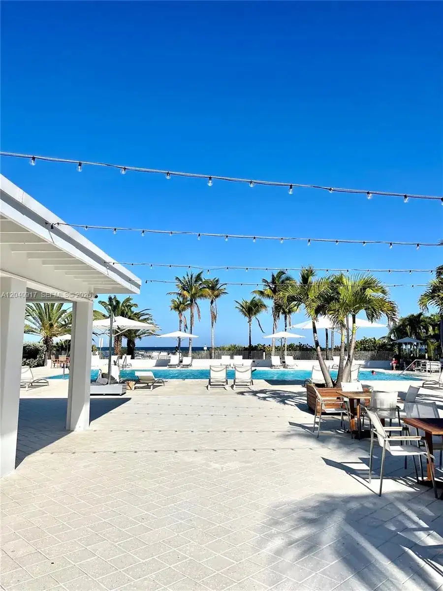 607 Ocean Dr # 3K, Key Biscayne FL 33149 photo 4