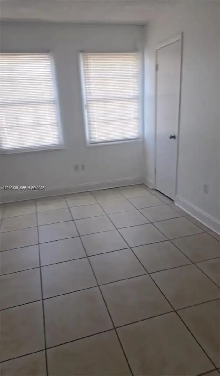 2777 L B MCLEOD RD # C, Orlando FL 32805 photo 3