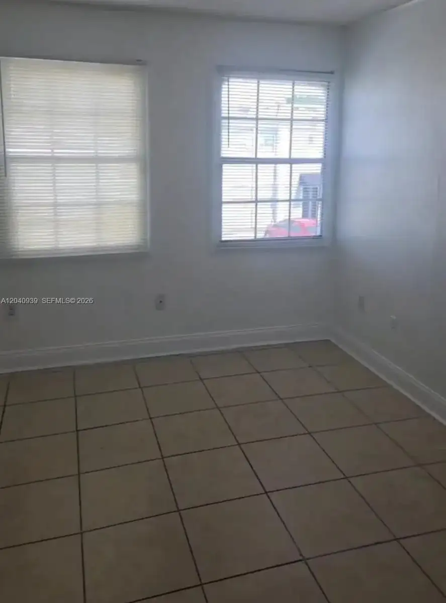 2777 L B MCLEOD RD # C, Orlando FL 32805 photo 5