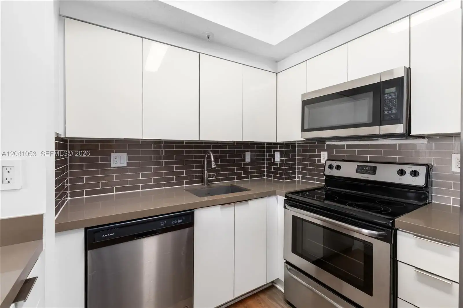 3500 Coral Way # 1509, Miami FL 33145 photo 4
