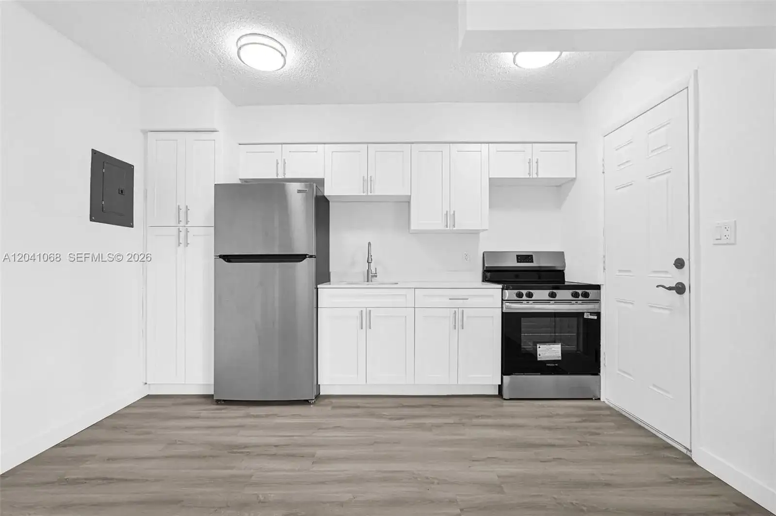 13210 Memorial Hwy # 205, North Miami FL 33161 photo 5