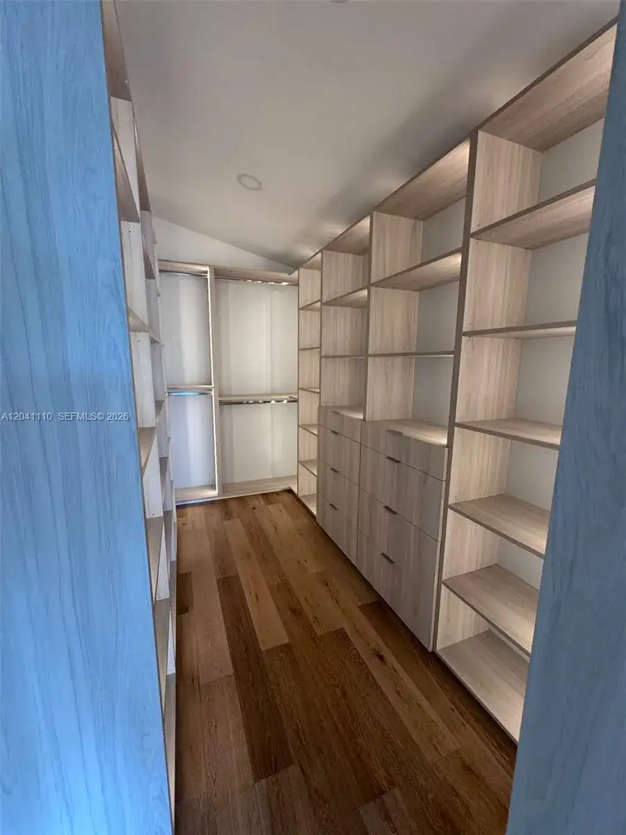 Cabinet Manufacturing, Hialeah FL 33016 photo 5