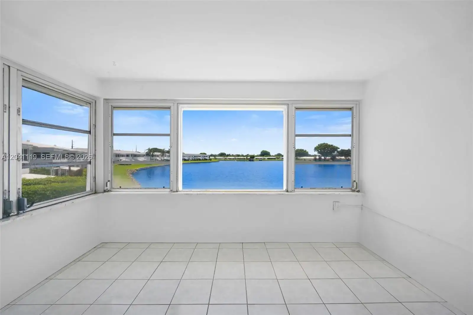 1116 Lake Ter # 208, Boynton Beach FL 33426 photo 3