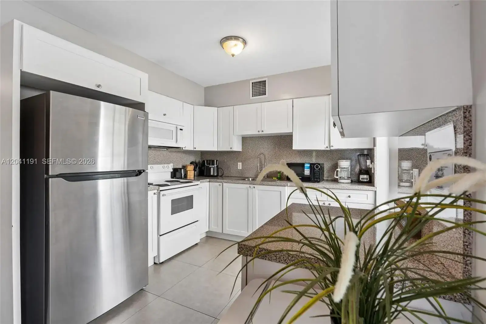 435 NE 69th St # 1, Miami FL 33138 photo 3