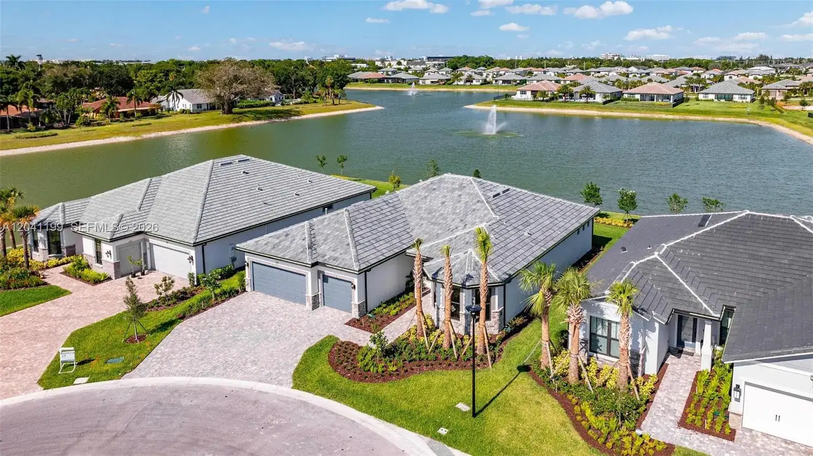 4546 Cumberland Ter, Oakland Park FL 33309 photo 4