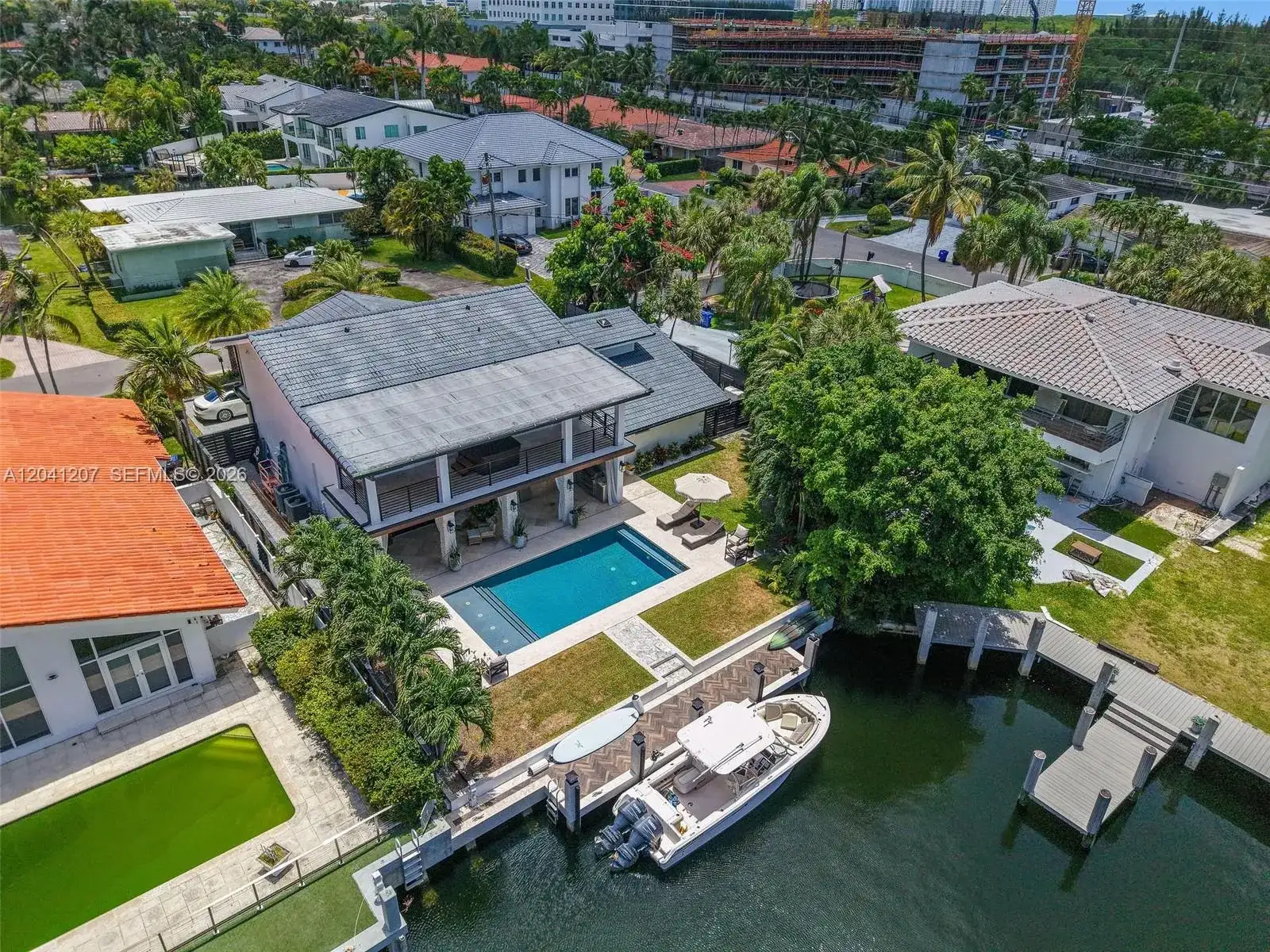 16416 NE 32nd Ave, North Miami Beach FL 33160 photo 5