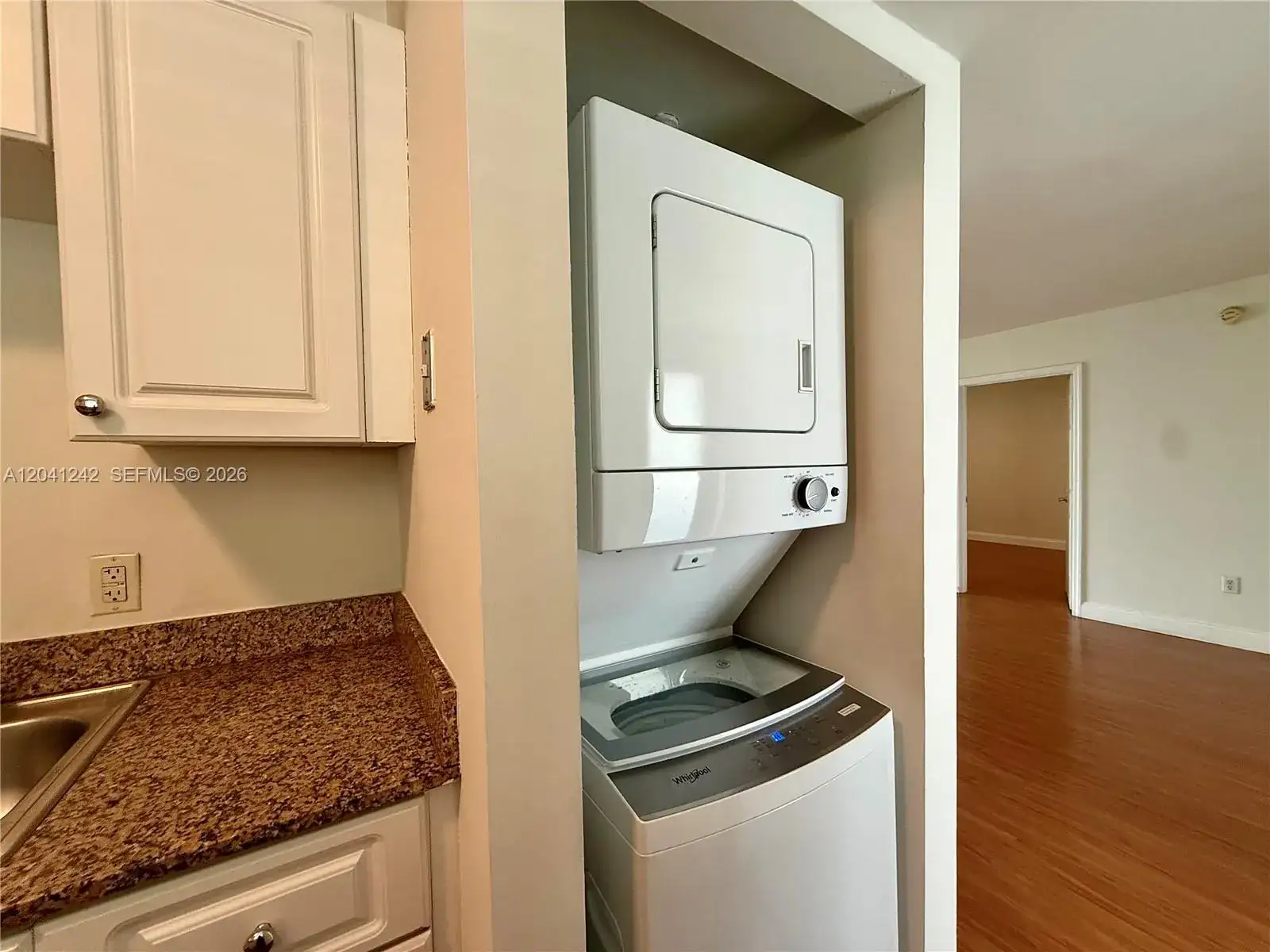 7800 Collins Ave # 407, Miami Beach FL 33141 photo 4