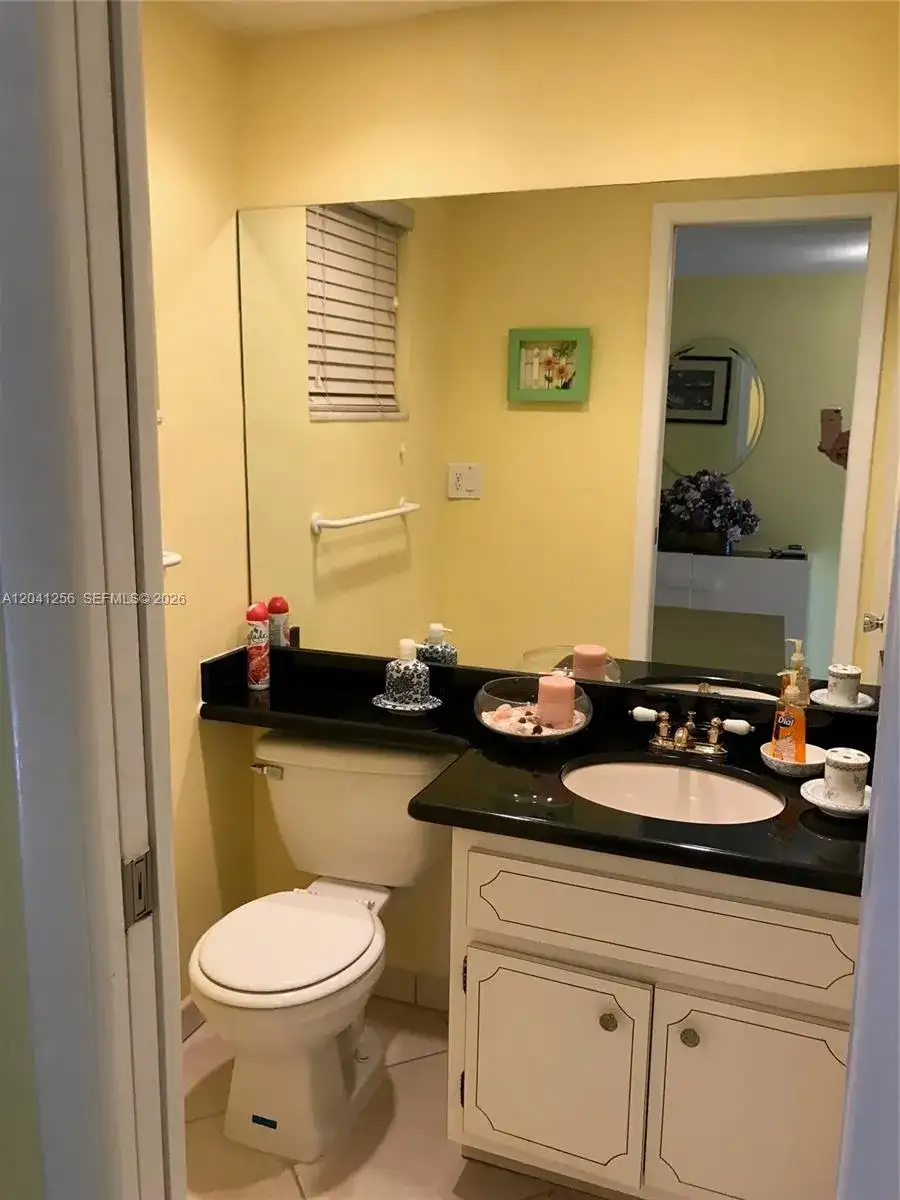 3199 S Ocean Dr # 402, Hallandale Beach FL 33009 photo 2