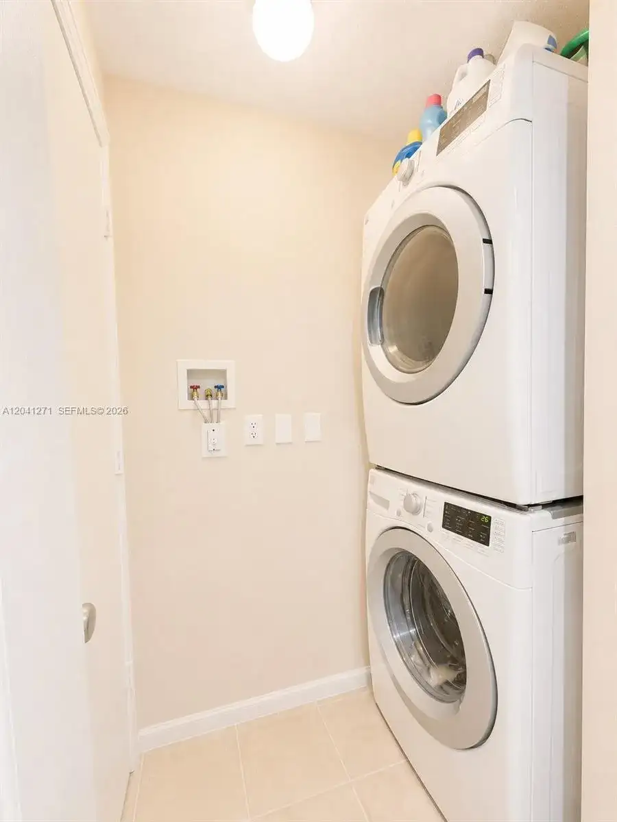 6670 NW 114th Ave # 603, Doral FL 33178 photo 4