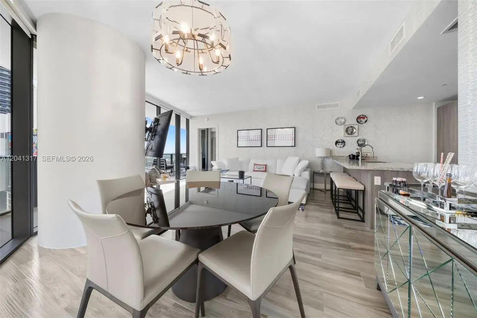 801 S Miami Ave # 1604, Miami FL 33130 photo 4
