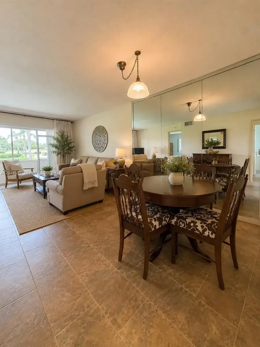 20 Abbey Ln # 101, Delray Beach FL 33446 photo 4