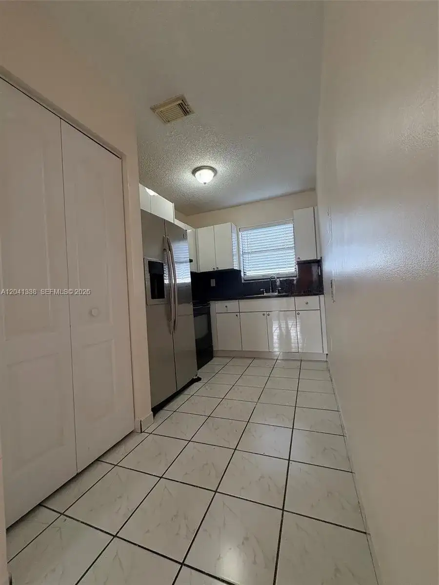 231 E 7th St # 202, Hialeah FL 33010 photo 5