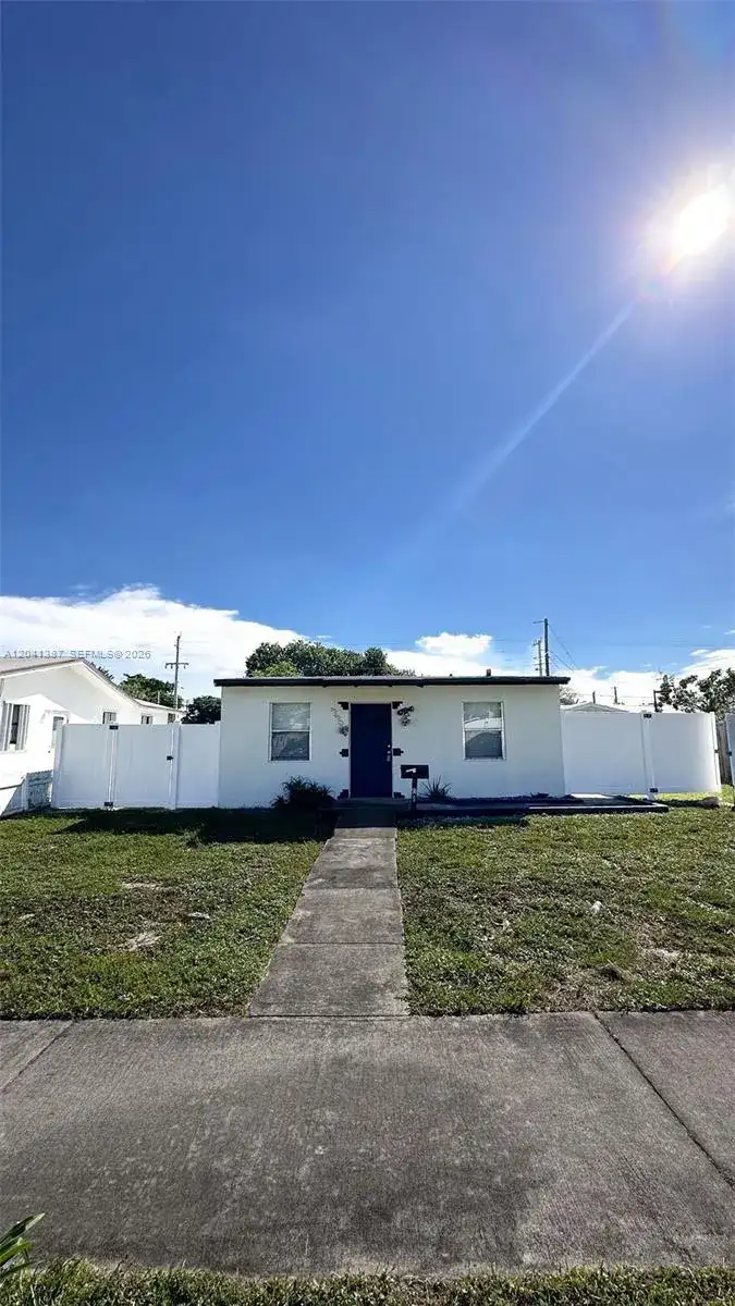 550 NW 15th Ct, Pompano Beach FL 33060 photo 4