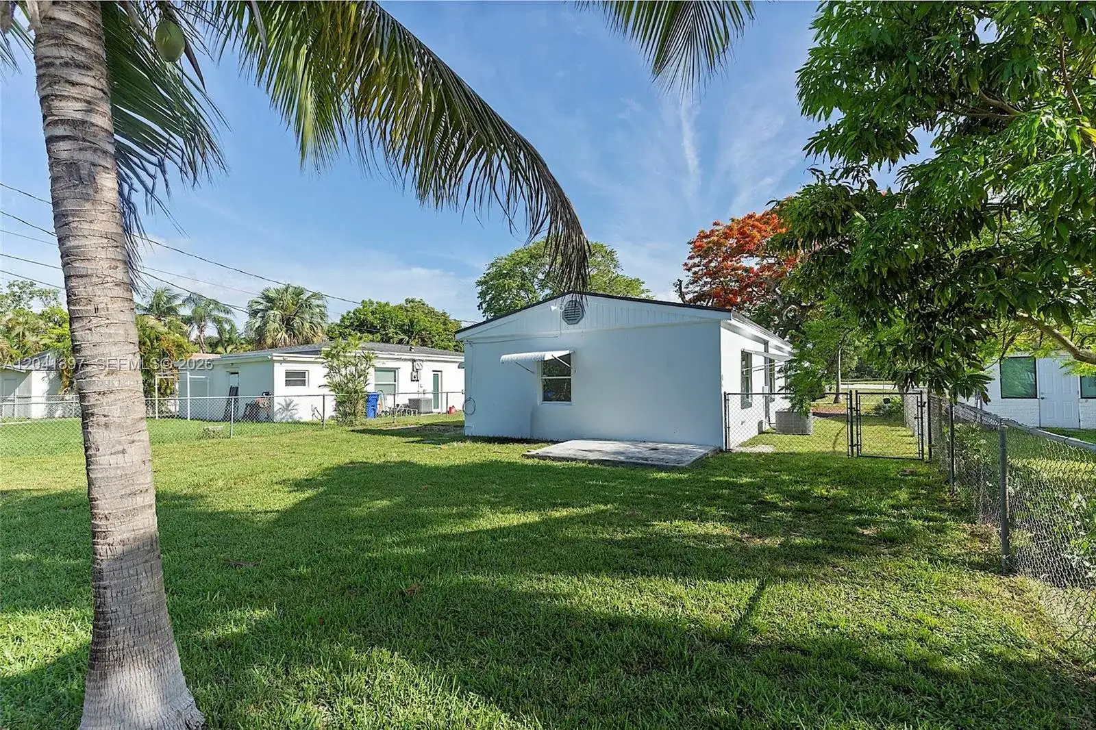 2024 NE 174th St, North Miami Beach FL 33162 photo 3