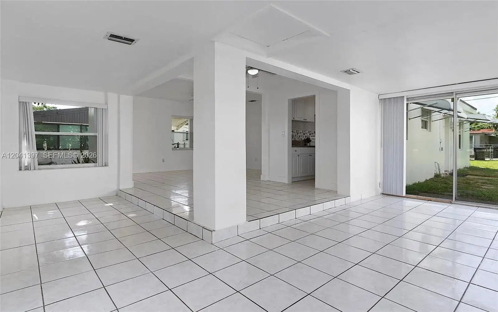 2024 NE 174th St, North Miami Beach FL 33162 photo 5