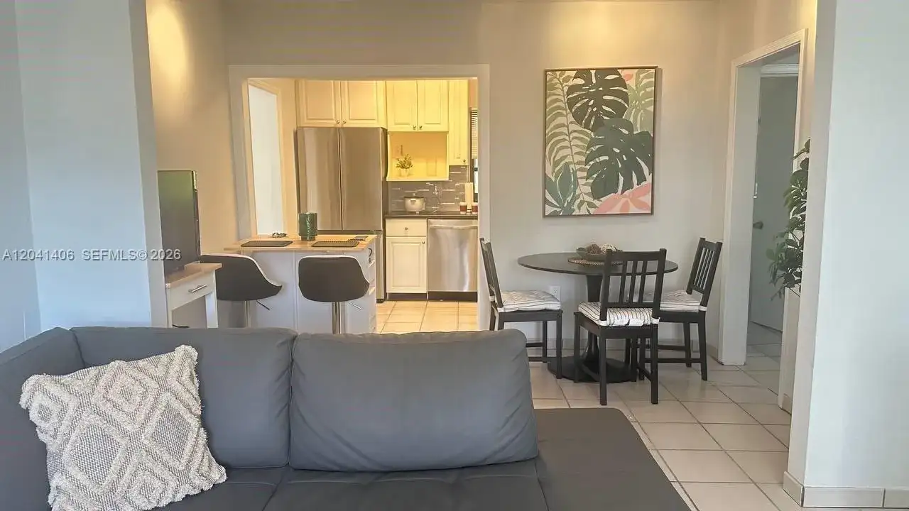 2475 SW 24th Ter, Miami FL 33145 photo 3