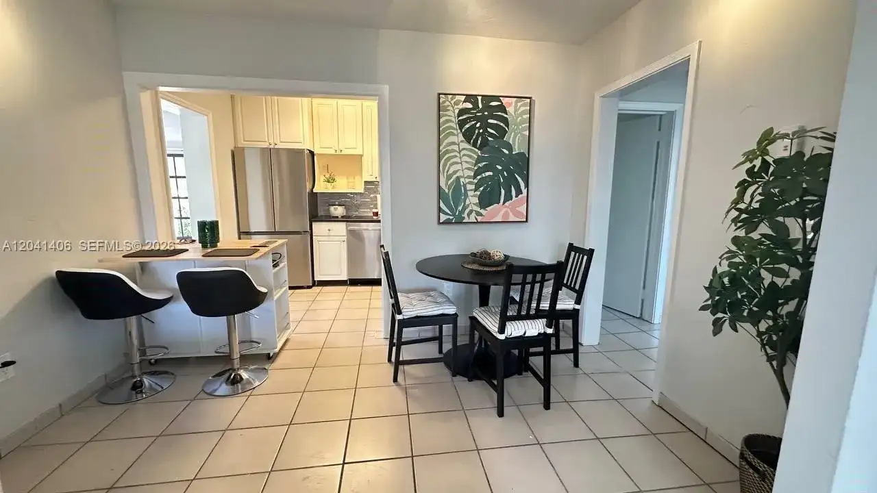 2475 SW 24th Ter, Miami FL 33145 photo 5